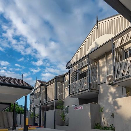 Benson Court Motel Brisbane Bagian luar foto