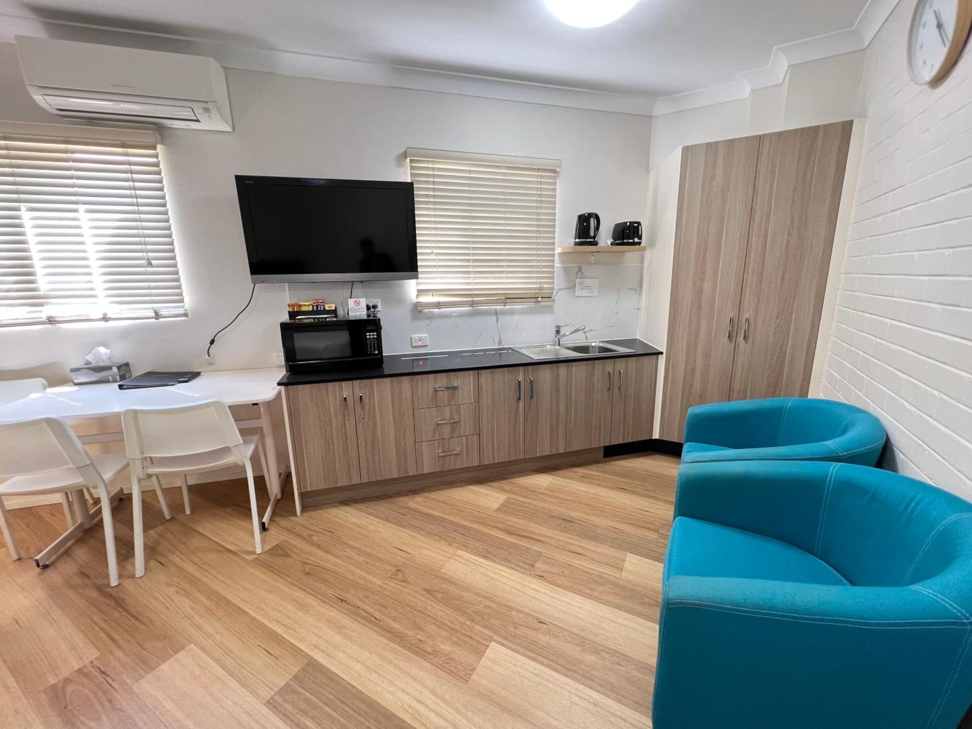 Benson Court Motel Brisbane Bagian luar foto