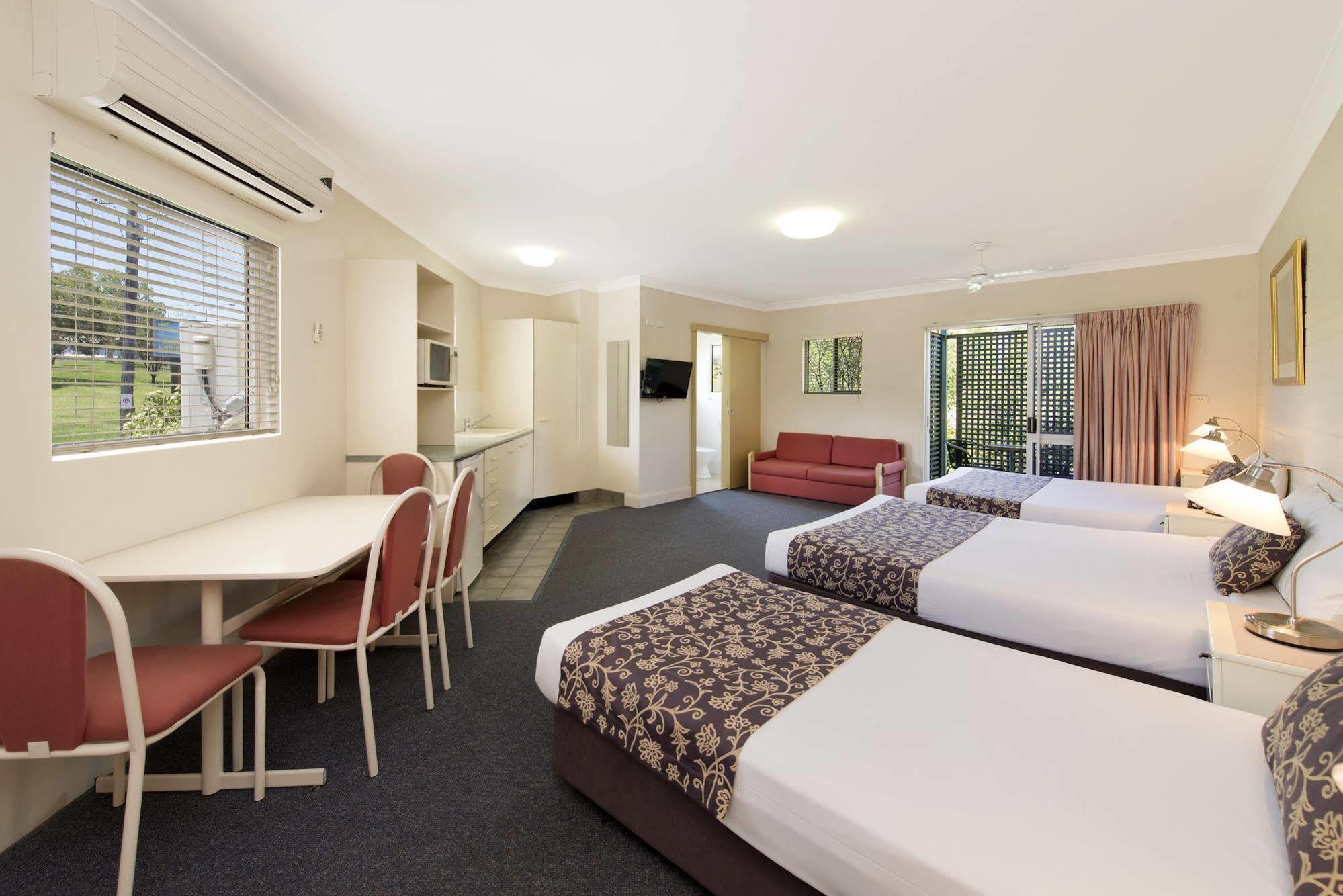 Benson Court Motel Brisbane Bagian luar foto